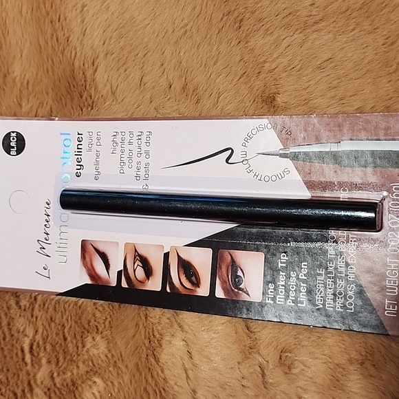 Eyeliner, Hydration, and Mascara Set - Black - Picture 3 of 4